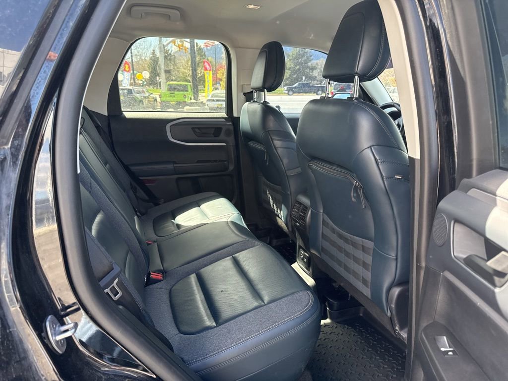 Used 2021 Ford Bronco Sport Outer Banks w/ Outer Banks Package (96D) image 12