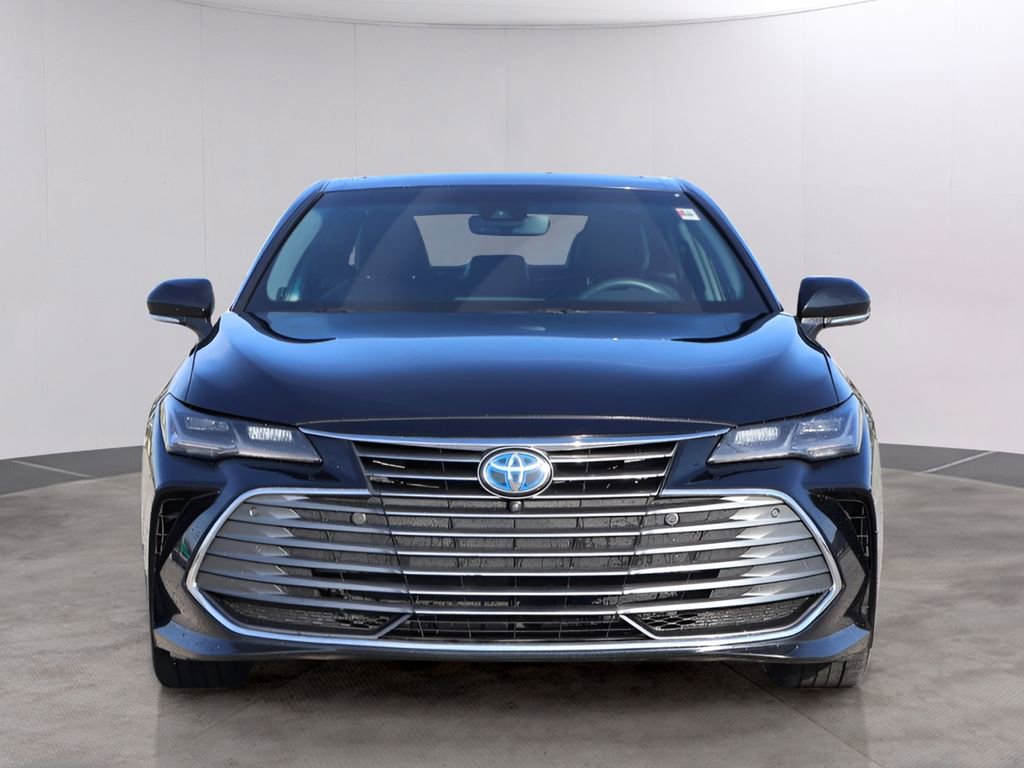 Used 2021 Toyota Avalon Limited w/ Advanced Safety Package FWD image 2