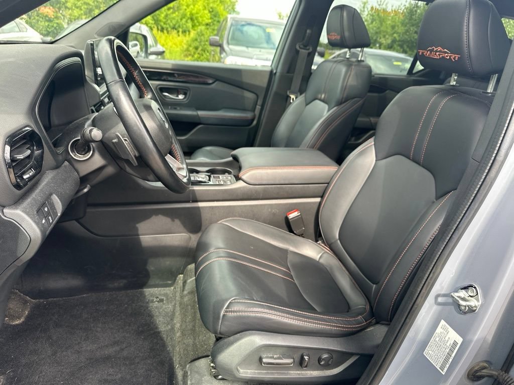 Used 2023 Honda Pilot TrailSport image 18