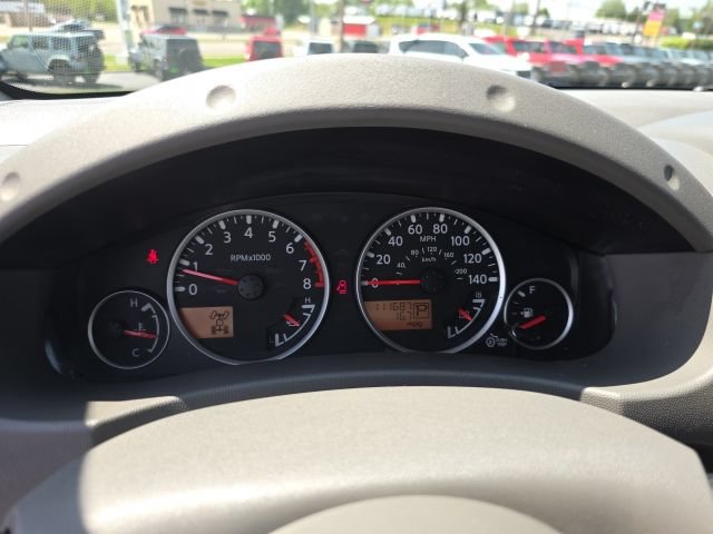Used 2015 Nissan Frontier SL w/ Moonroof Package AWD/4WD image 23