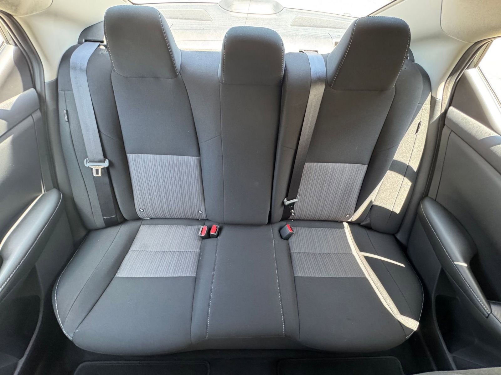 Used 2025 Nissan Sentra SV FWD image 37