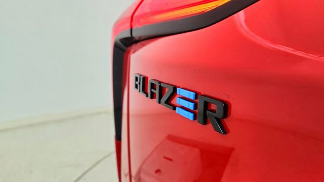 Used 2024 Chevrolet Blazer EV RS image 18