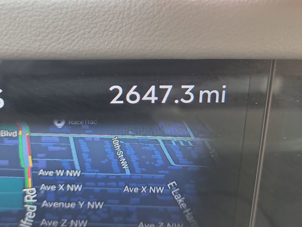 Certified 2025 Lincoln Nautilus Premier image 30