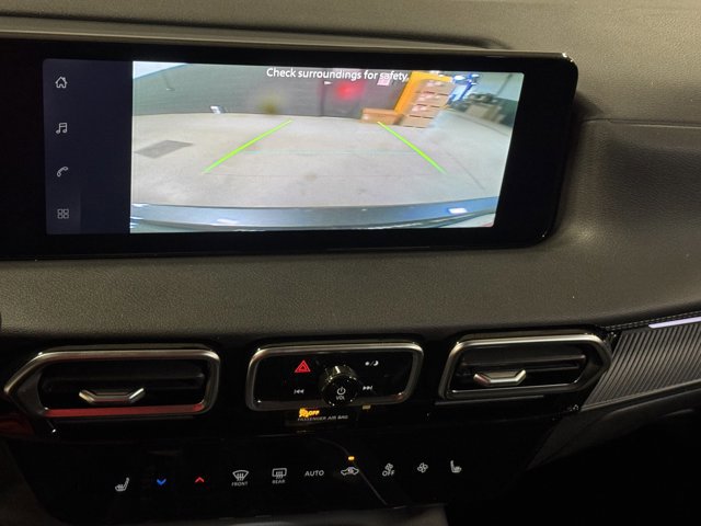 New 2026 Nissan Sentra SV w/ SV Convenience Package FWD image 20