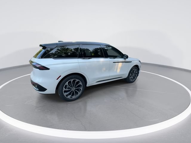 New 2026 Lincoln Nautilus Reserve AWD/4WD image 8