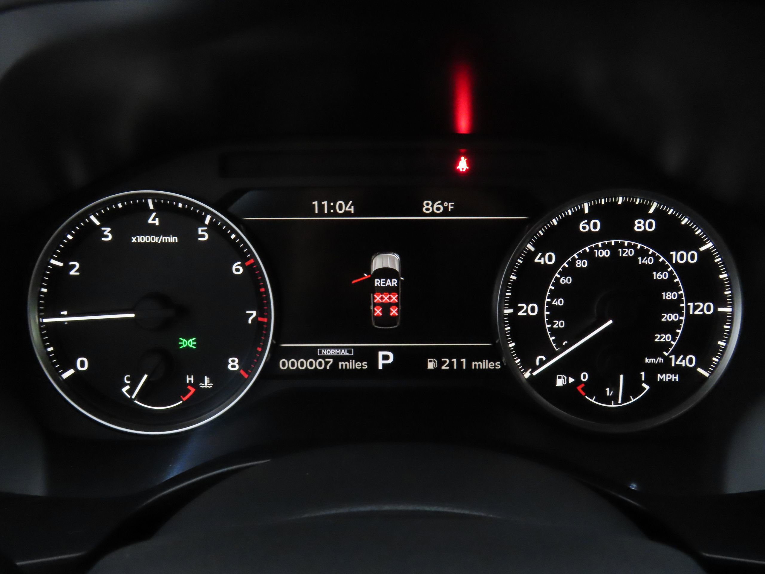 New 2025 Mitsubishi Outlander SE image 11