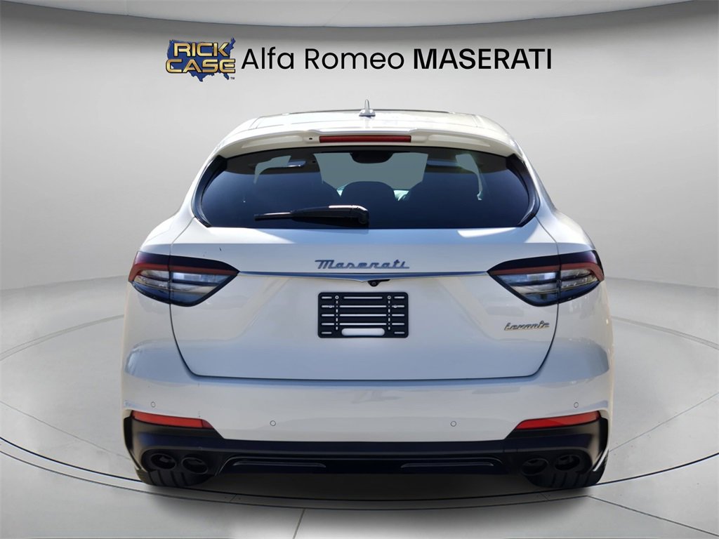 Used 2022 Maserati Levante Modena image 6