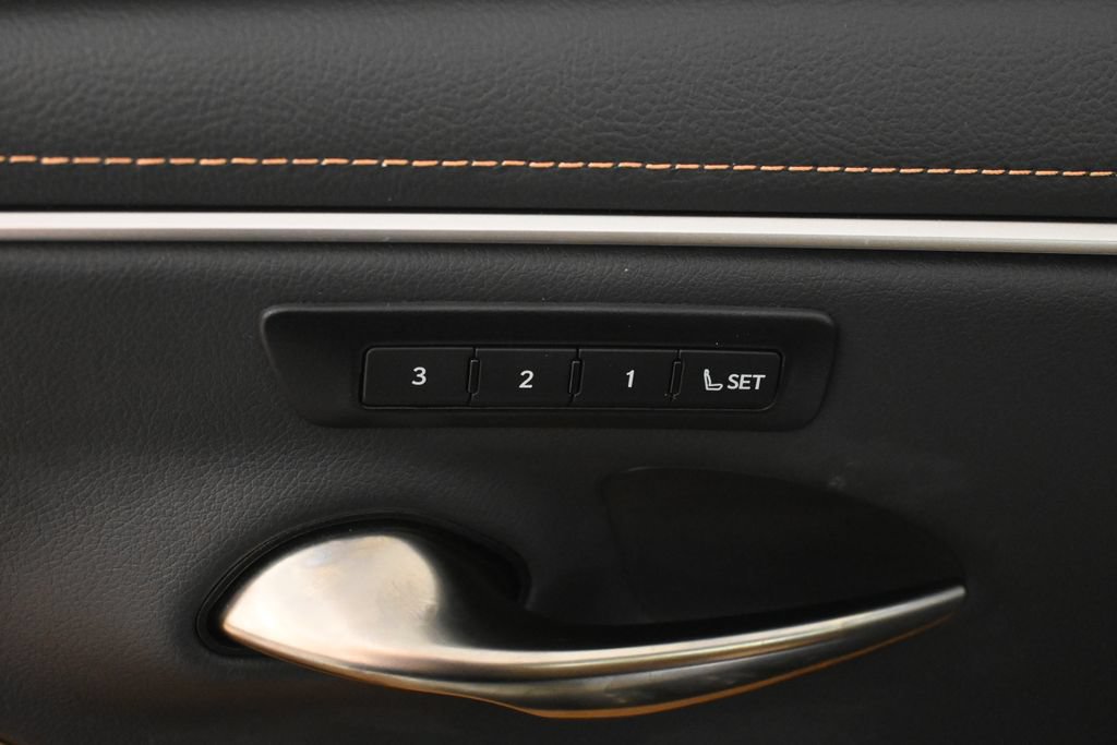 Used 2024 Lexus ES 250 w/ Premium Package AWD/4WD image 28