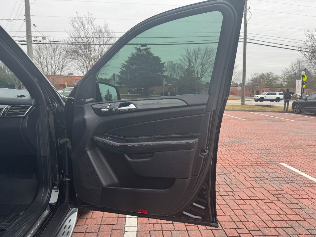 Used 2018 Mercedes-Benz GLE 350 image 9