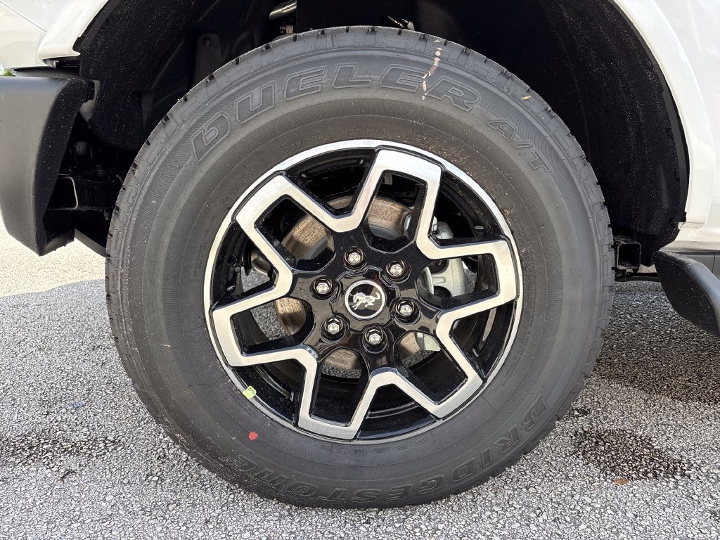 New 2026 Ford Bronco Outer Banks AWD/4WD image 15