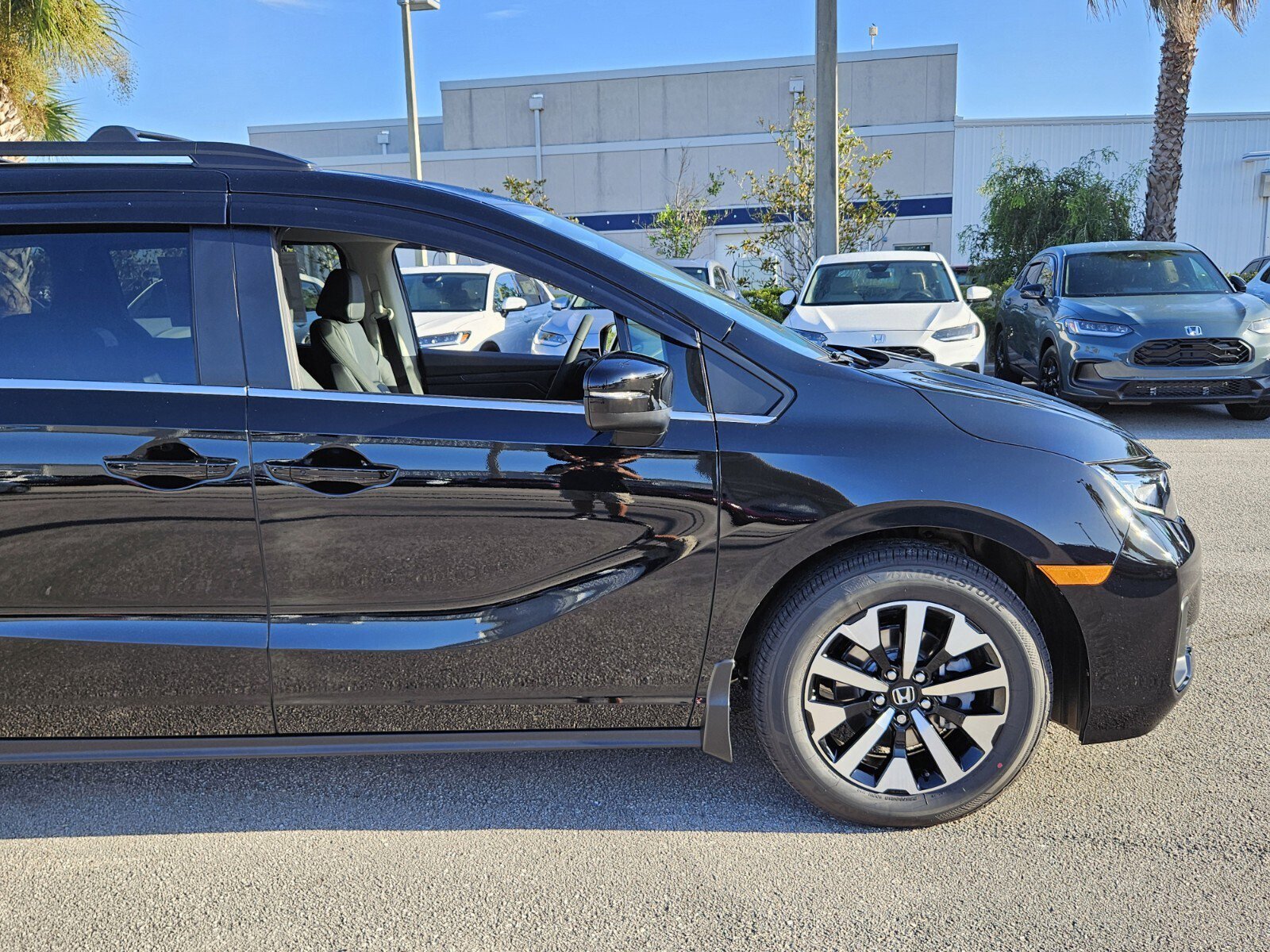 New 2026 Honda Odyssey EX-L image 2