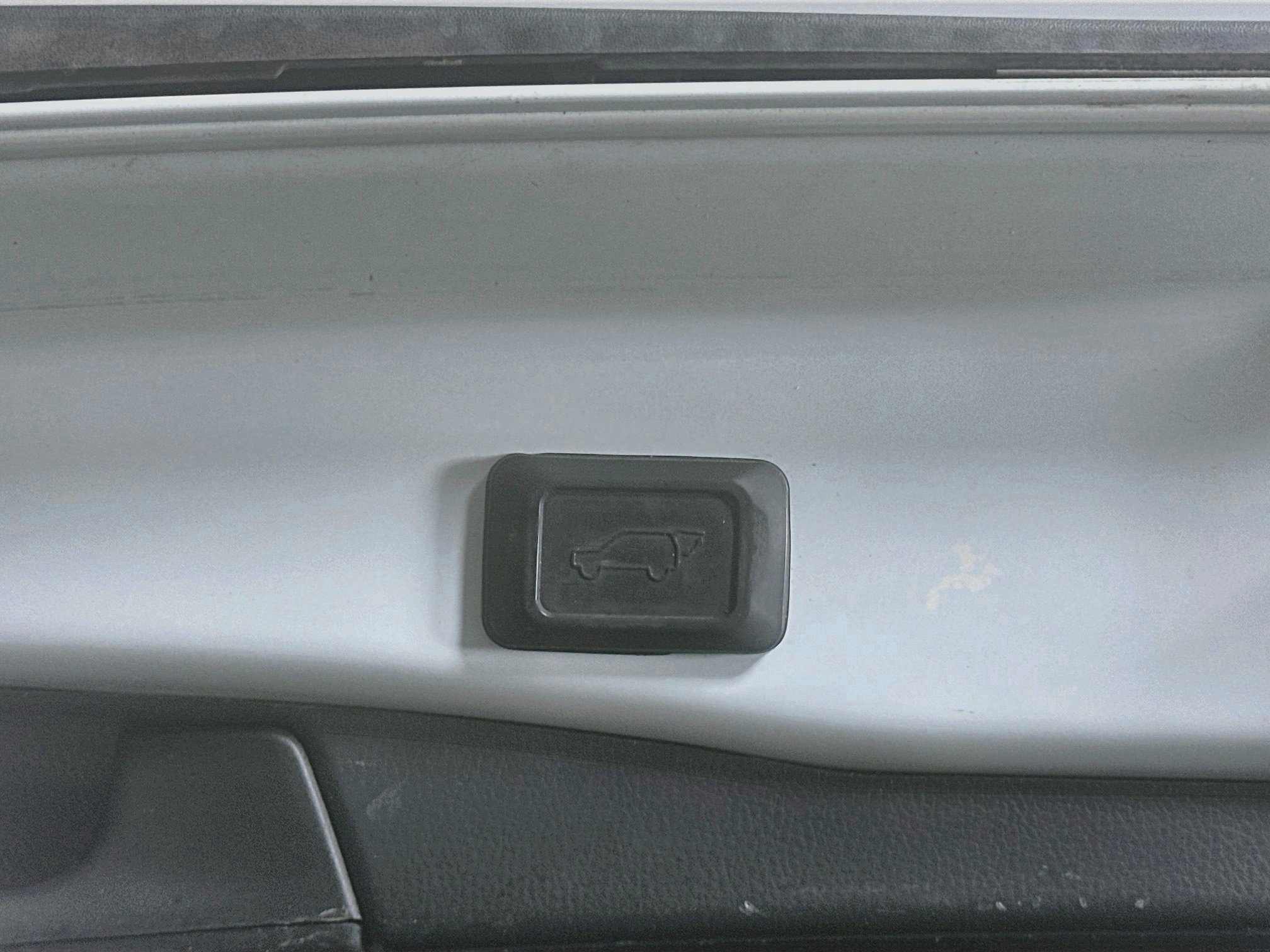 Used 2019 Toyota RAV4 XLE w/ Convenience Package AWD/4WD image 30