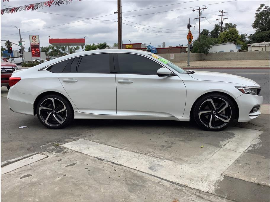 Used 2020 Honda Accord Sport image 3