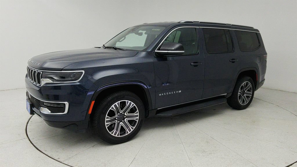 Used 2024 Jeep Wagoneer Series II w/ Flexible Seating Group RWD image 3