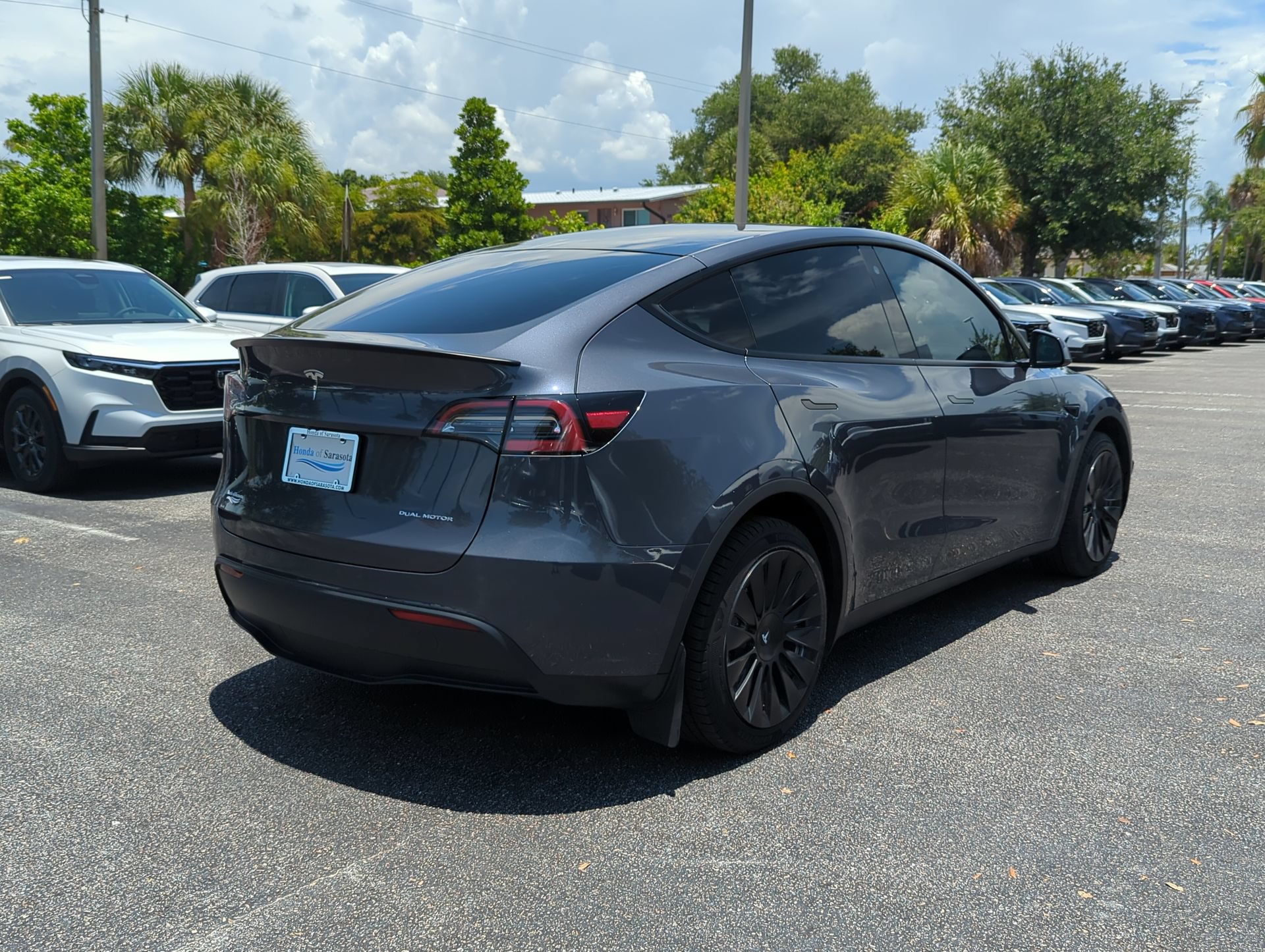 Used 2023 Tesla Model Y Long Range AWD/4WD image 6