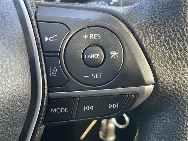 Used 2021 Toyota Camry LE image 11