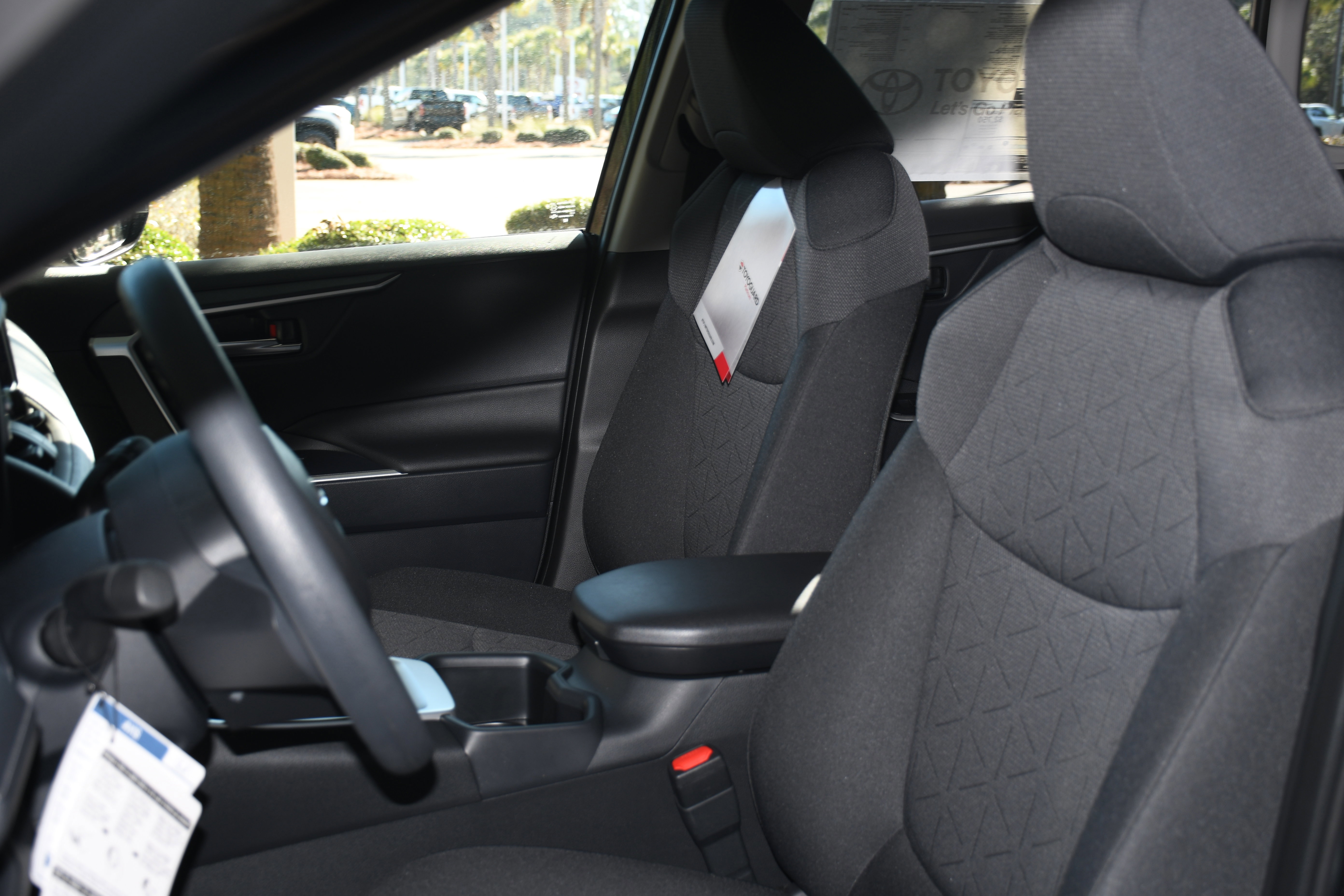 New 2025 Toyota RAV4 XLE image 7