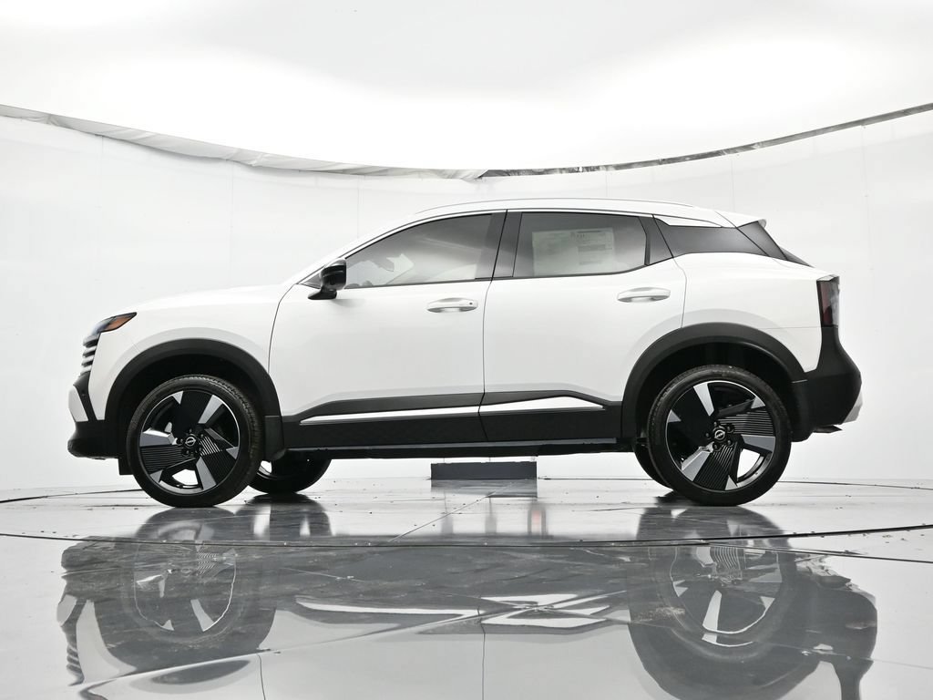 New 2026 Nissan Kicks SR FWD image 41