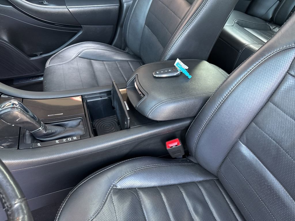 Used 2018 Ford Taurus SHO w/ Driver Assist Package AWD/4WD image 30