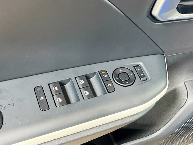 New 2025 Kia K4 EX w/ GT-Line Premium Package FWD image 18