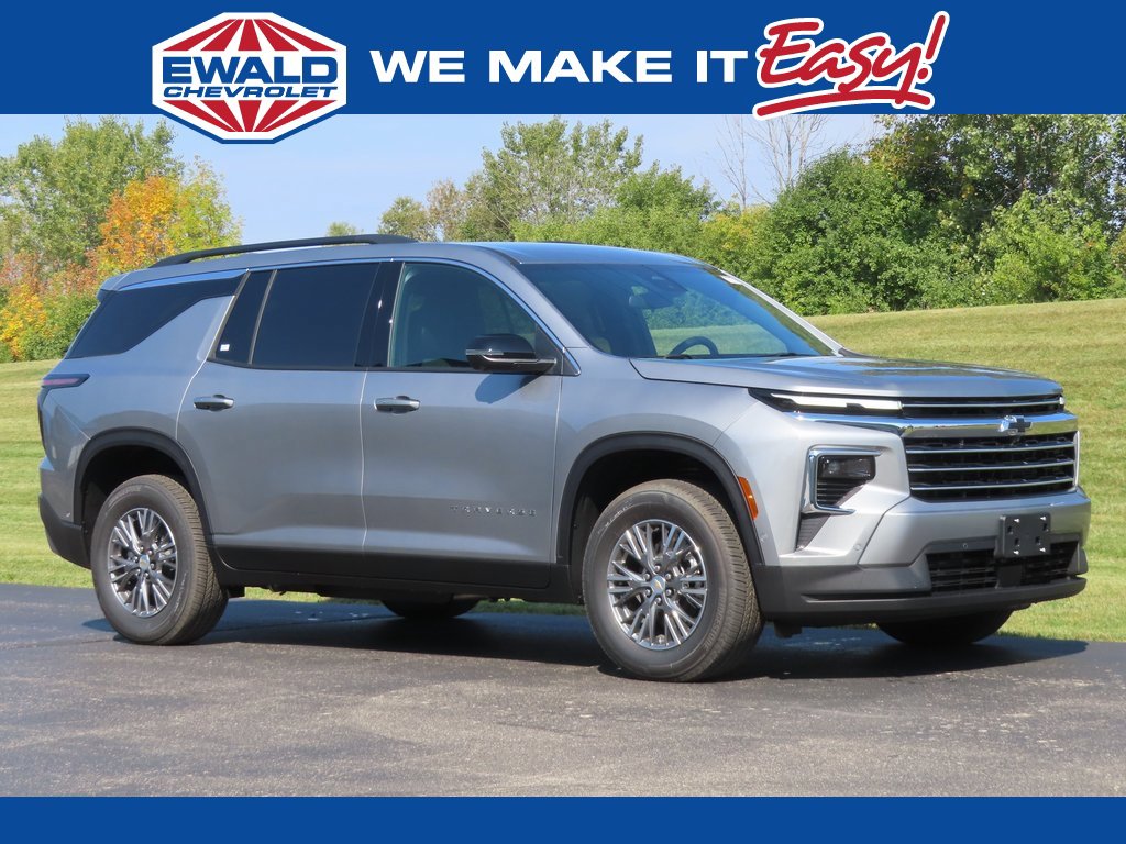 New 2025 Chevrolet Traverse LT w/ Enhanced Driving Package