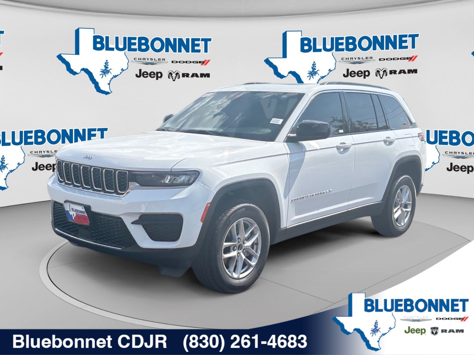 New 2026 Jeep Grand Cherokee Laredo X RWD image 1