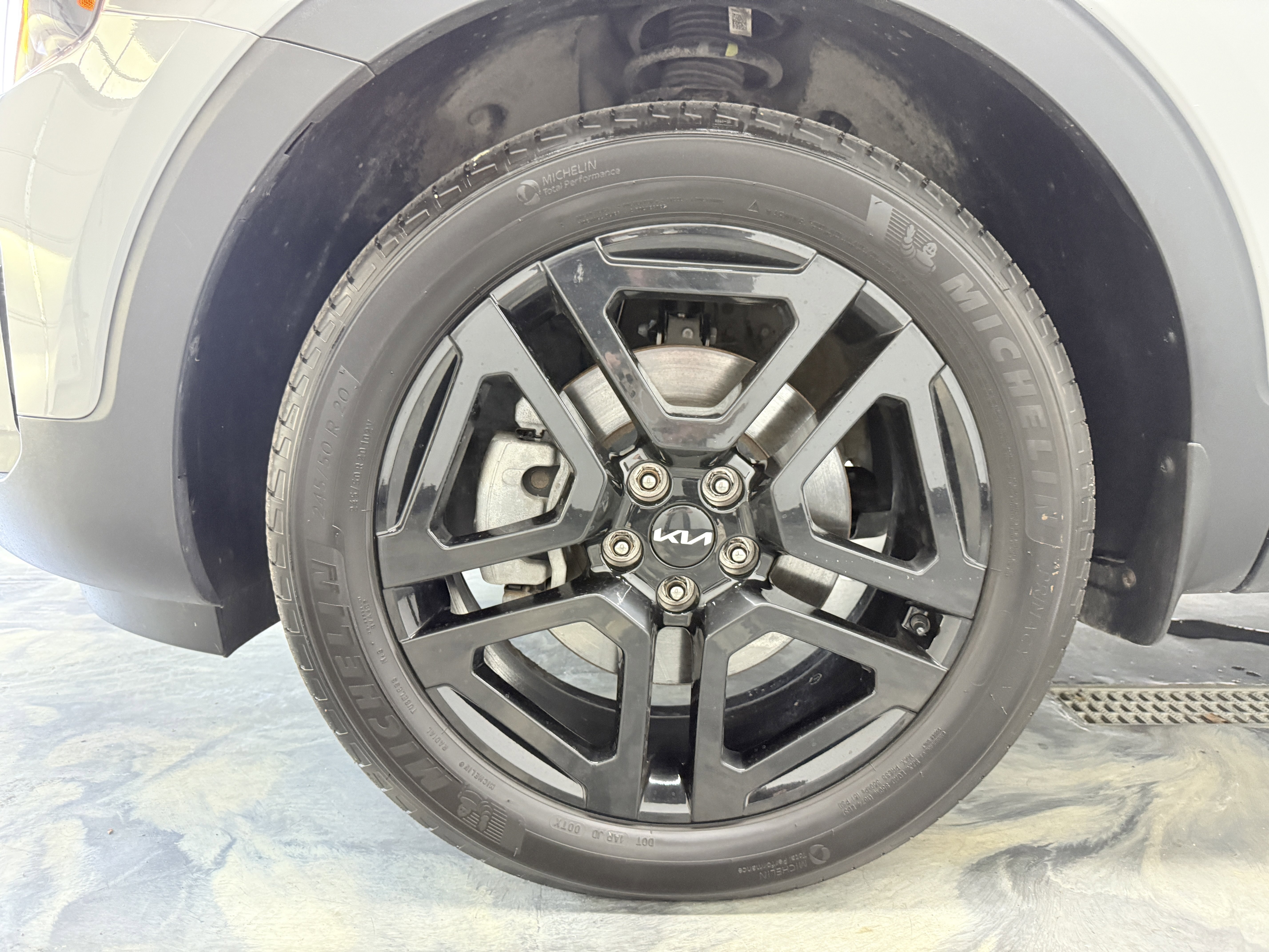 Used 2024 Kia Telluride SX X-Line image 29
