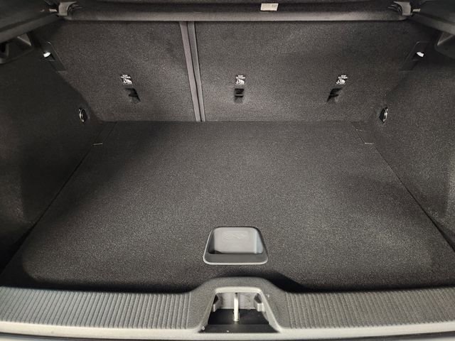 New 2025 Volvo EX30 Plus w/ Protection Package Premier image 31