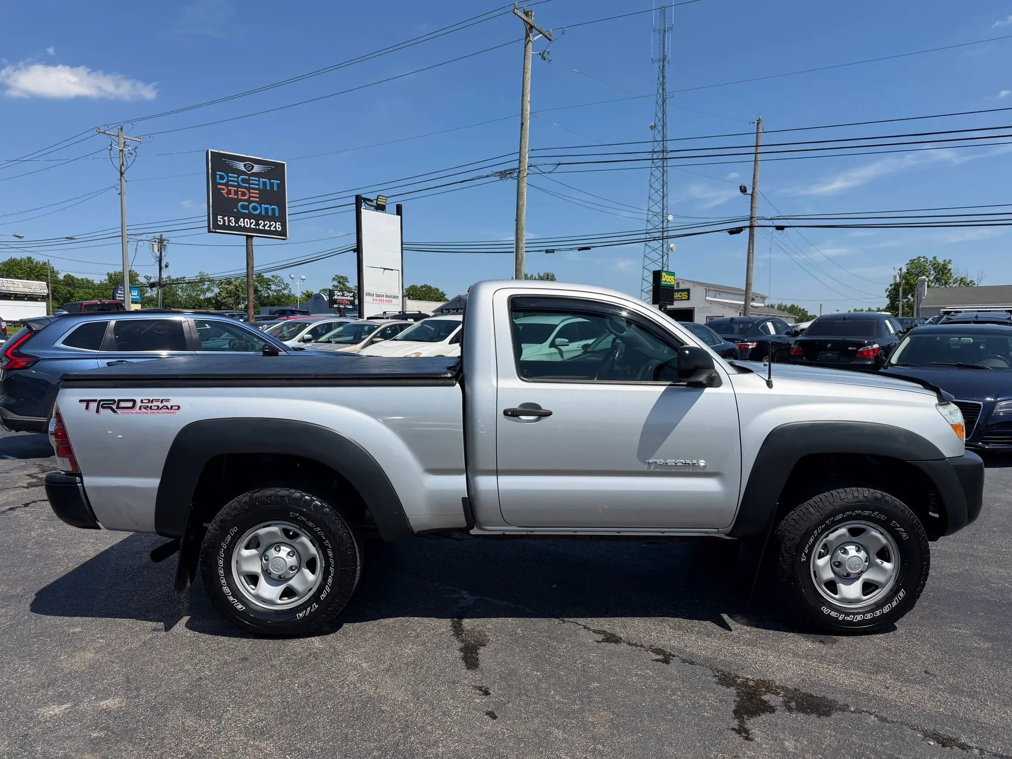 Used 2009 Toyota Tacoma 4x4 Regular Cab image 2