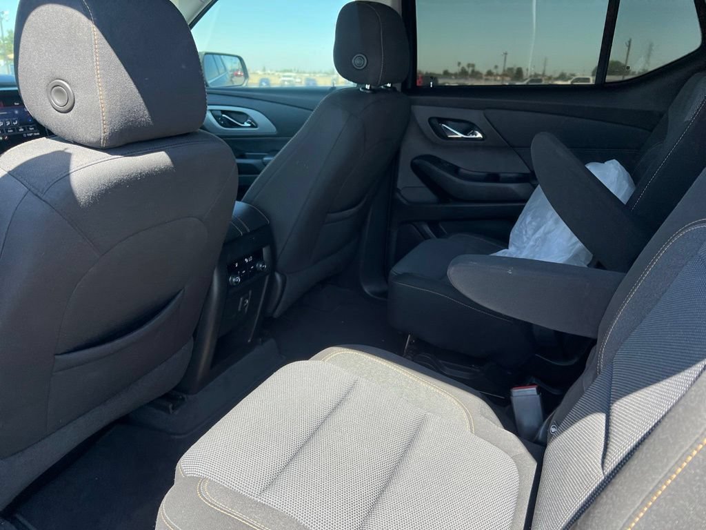 Used 2021 Chevrolet Traverse LT FWD image 10