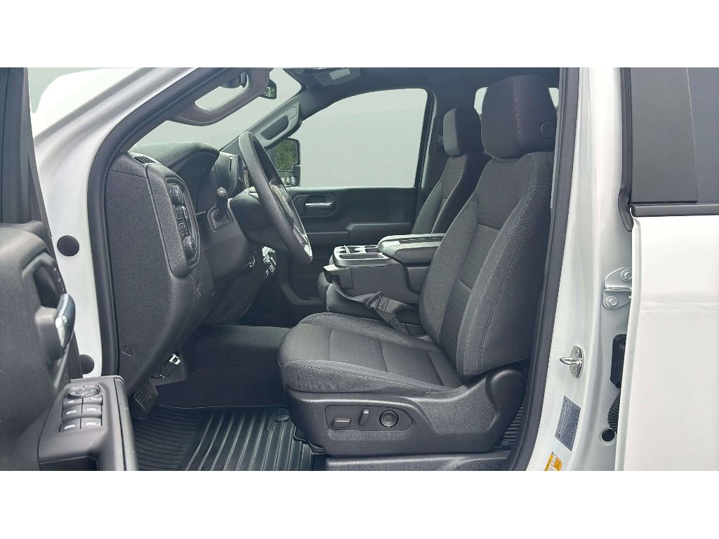 Used 2024 Chevrolet Silverado 2500 Custom w/ Custom Value Package image 10