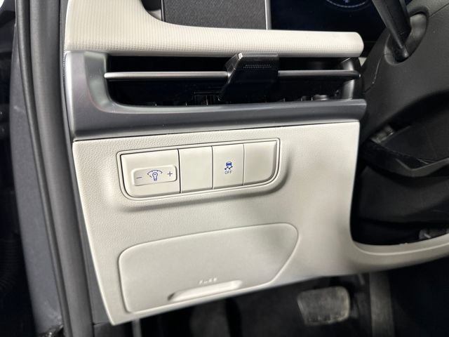 Certified 2025 Hyundai Tucson SE image 47