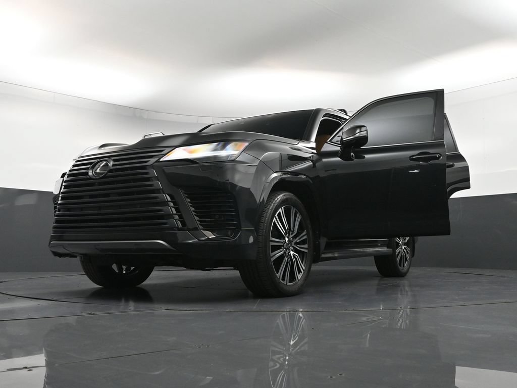 Used 2024 Lexus LX 600 4WD w/ Appearance Package image 44