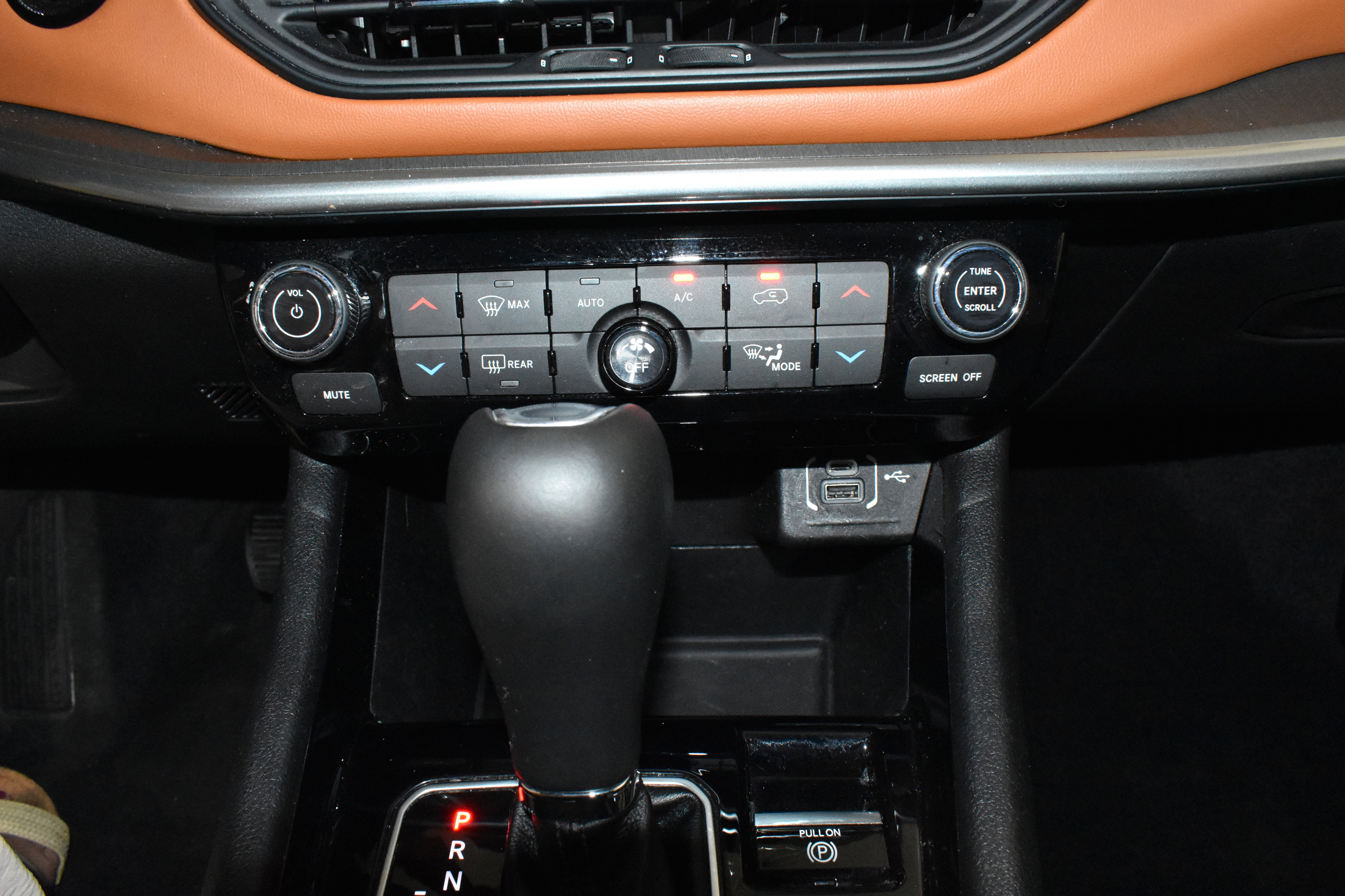 Used 2024 Jeep Compass Limited w/ Elite Group image 20