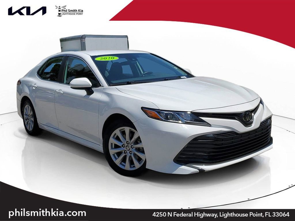 Used 2020 Toyota Camry LE FWD image 1