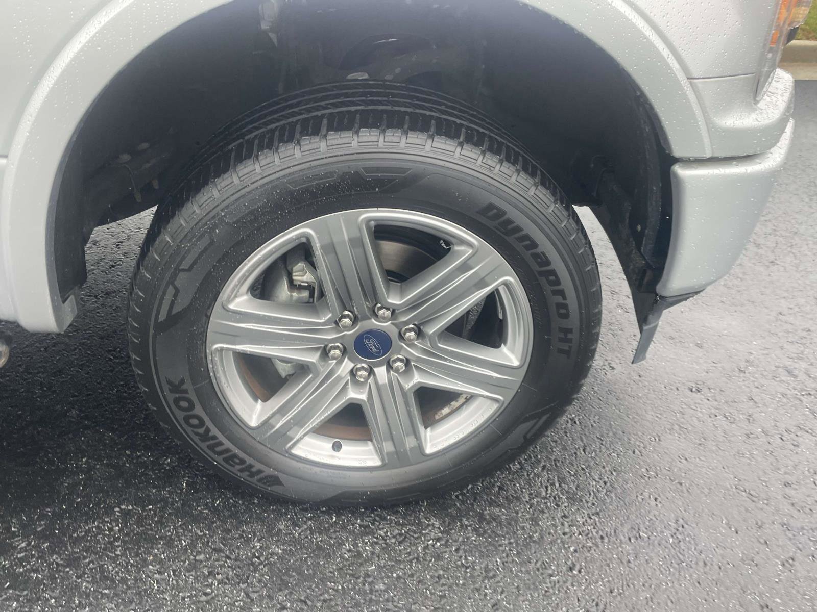 Used 2019 Ford F150 XLT w/ Equipment Group 302A Luxury AWD/4WD image 3