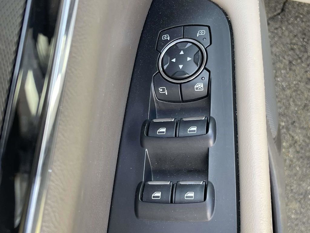 Used 2022 Lincoln Nautilus Reserve FWD image 16