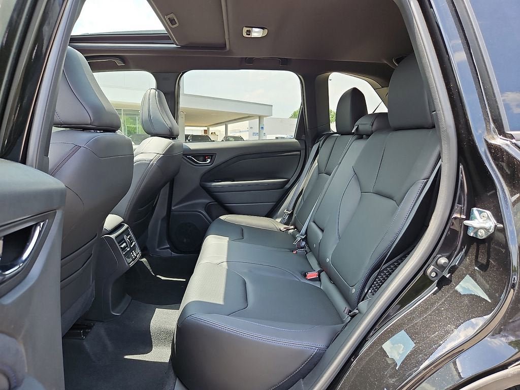 Used 2025 Subaru Forester Limited w/ Popular Package AWD/4WD image 10
