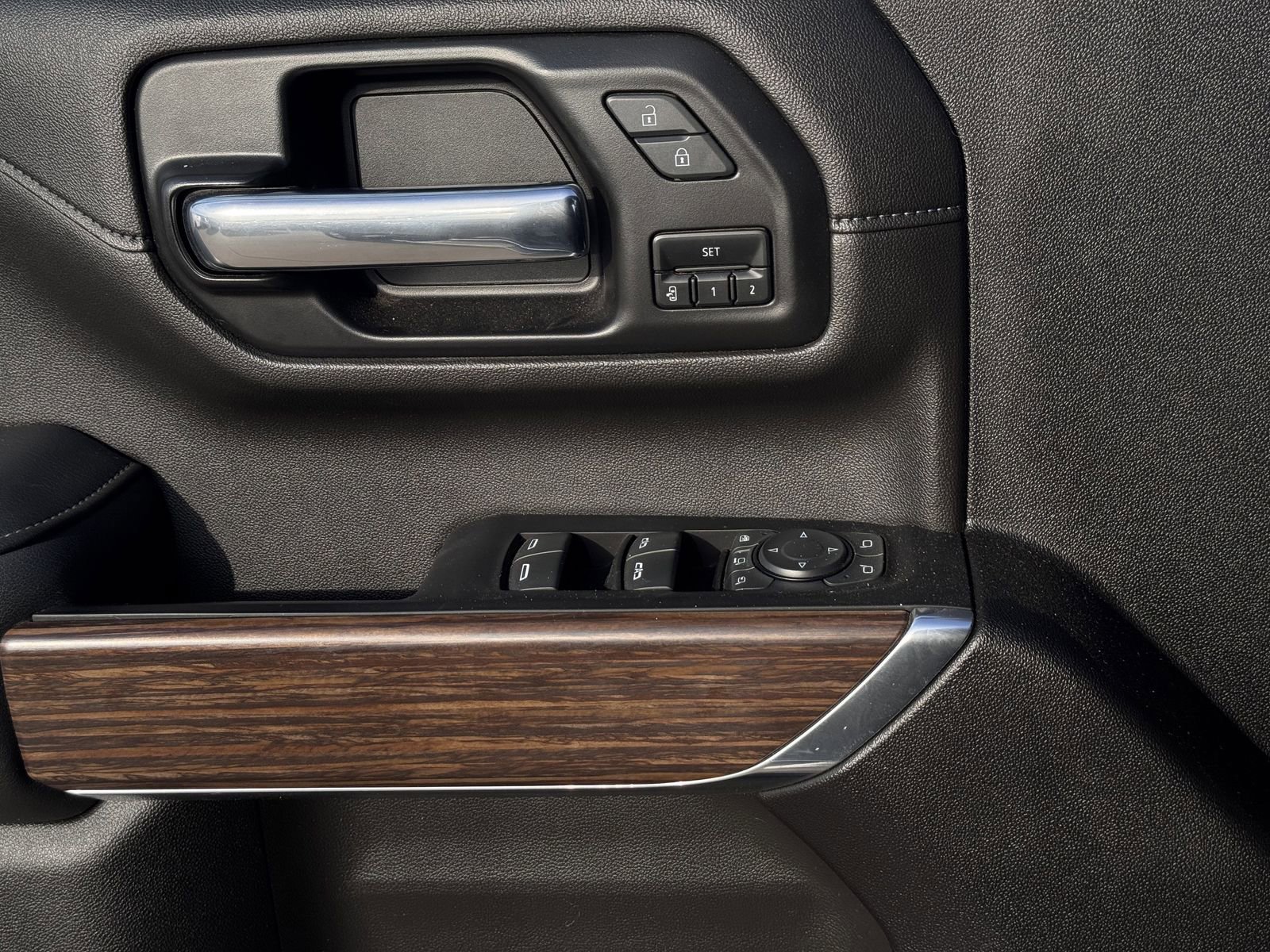 Used 2022 Chevrolet Silverado 3500 High Country image 24