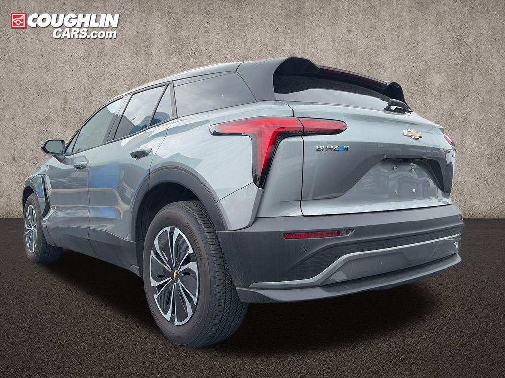 New 2025 Chevrolet Blazer EV LT AWD/4WD image 3