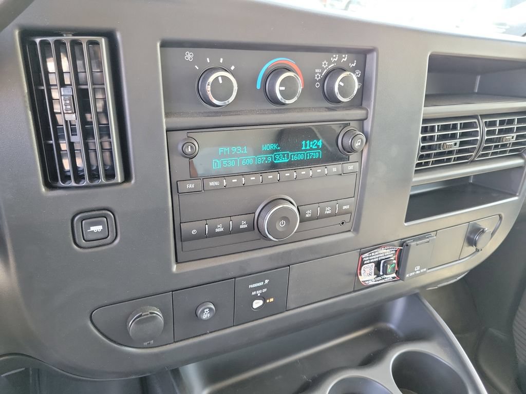 New 2026 Chevrolet Express 3500 w/ Power Convenience Package RWD image 6