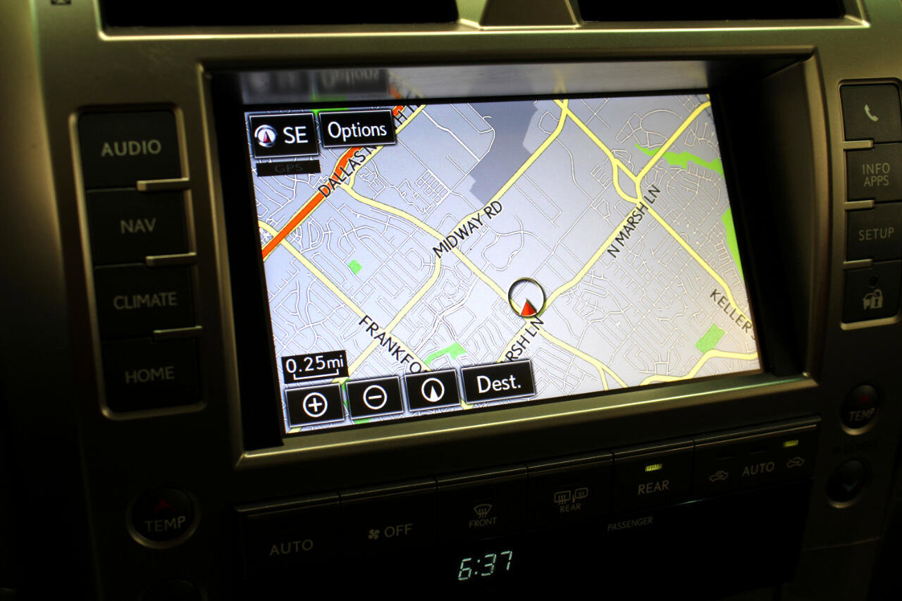 Used 2016 Lexus GX 460 w/ Premium Package image 60