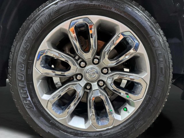 Used 2020 RAM 1500 Laramie w/ Sport Appearance Package AWD/4WD image 30