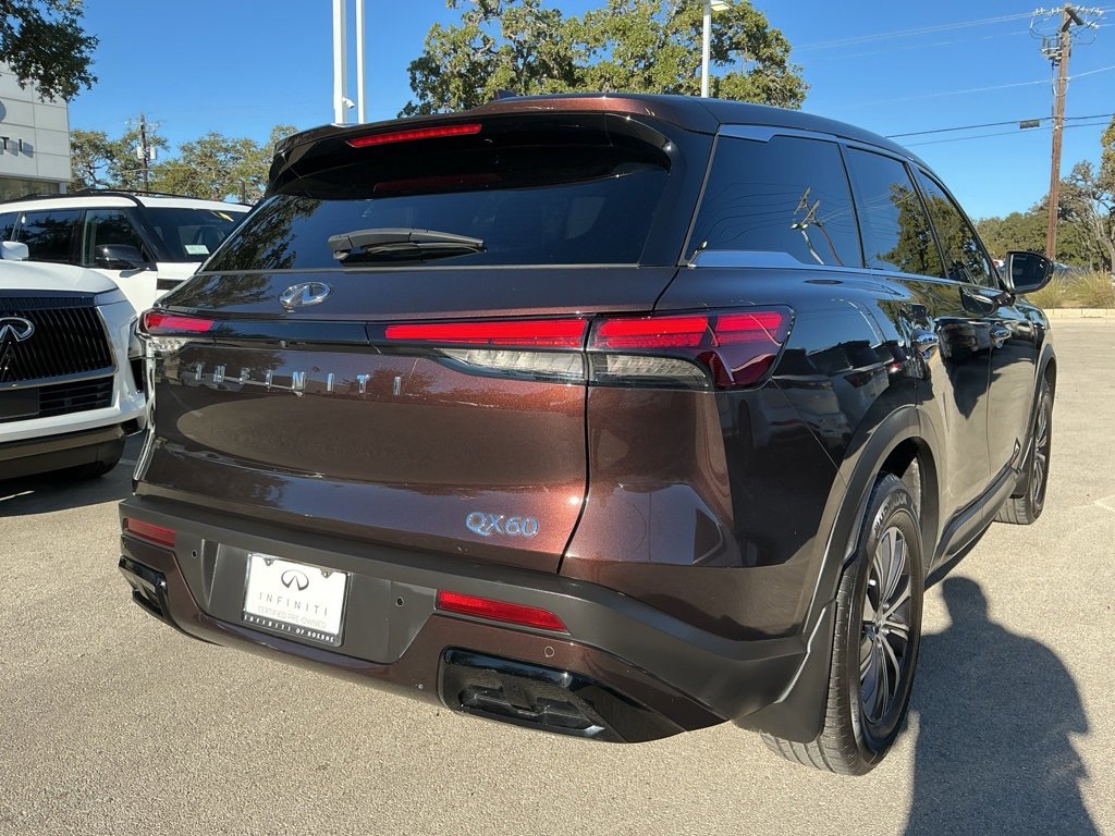 Certified 2022 INFINITI QX60 Pure image 3