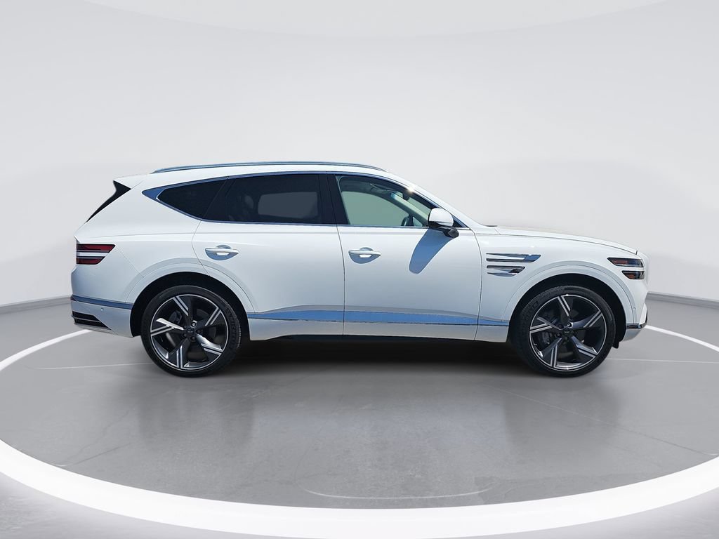 Used 2025 Genesis GV80 2.5T Prestige AWD/4WD image 2
