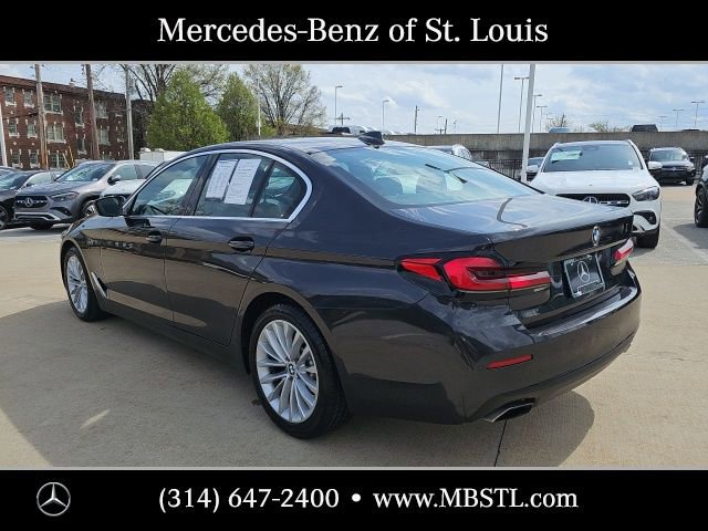 Used 2021 BMW 530i xDrive w/ Premium Package image 5