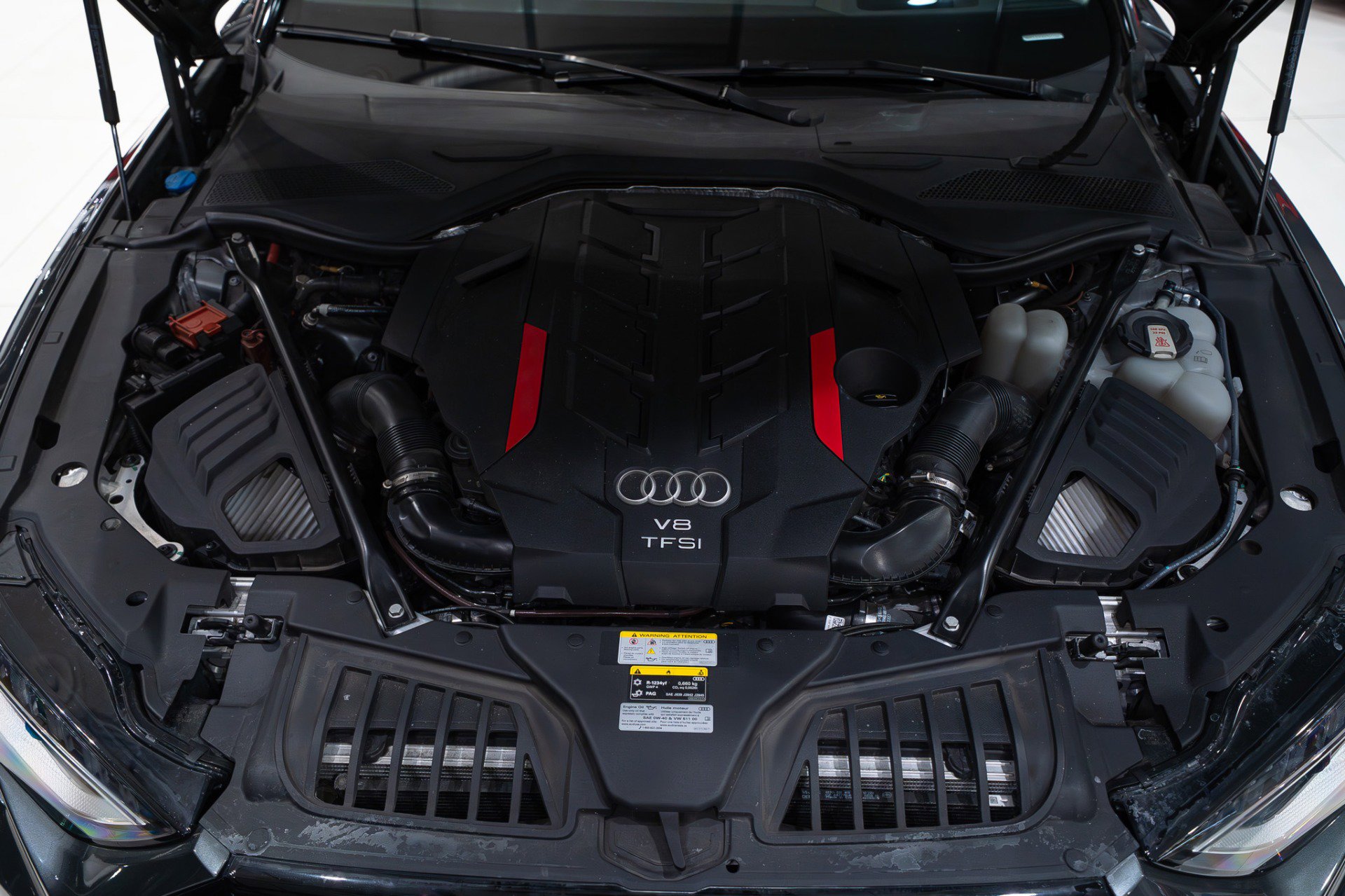 Used 2023 Audi S8 w/ S8 Comfort Plus Package image 48