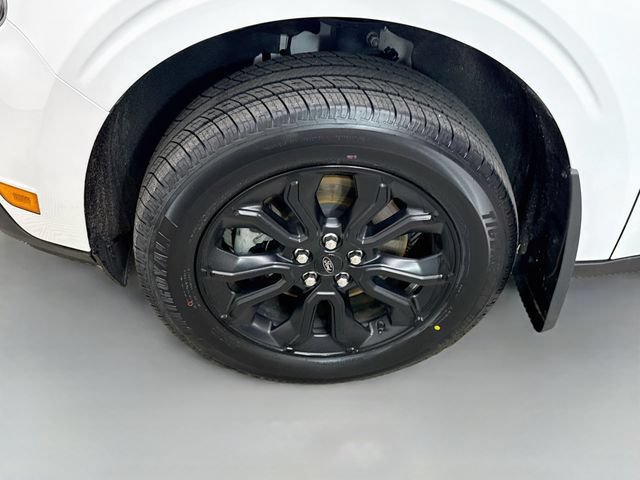 Certified 2024 Ford Maverick XLT w/ XLT Luxury Package FWD image 29