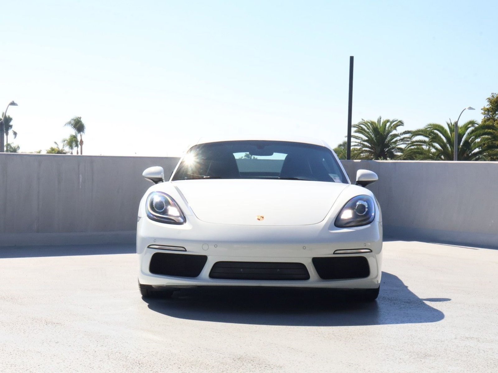 Certified 2018 Porsche 718 Cayman RWD image 6