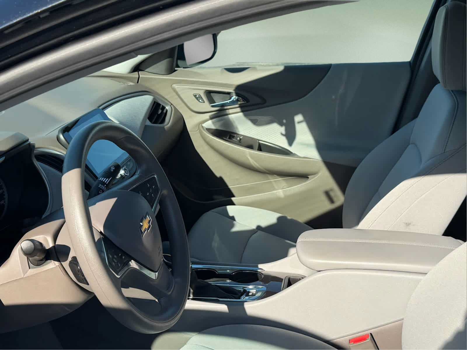 Used 2023 Chevrolet Malibu LT FWD image 16